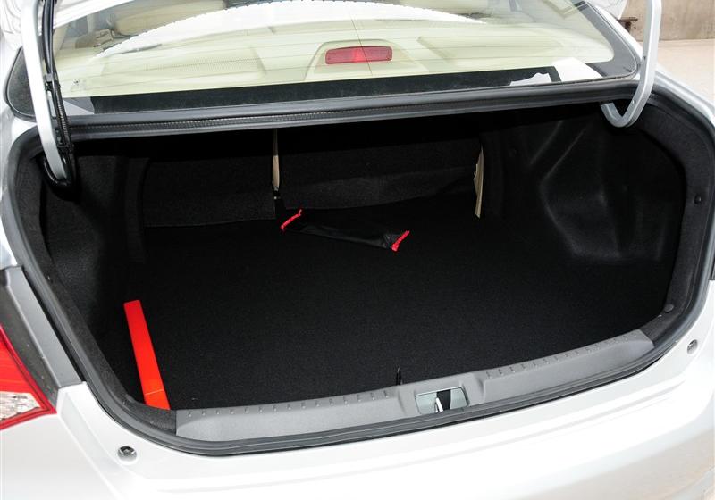 騰翼C30  2012款 1.5 手動(dòng)舒適型