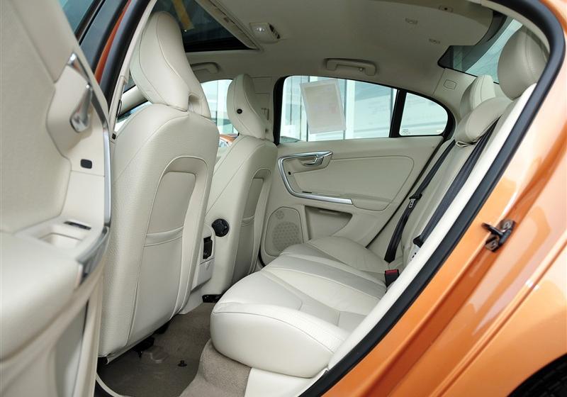 沃爾沃S60  2012款 1.6T DRIVe 舒適版