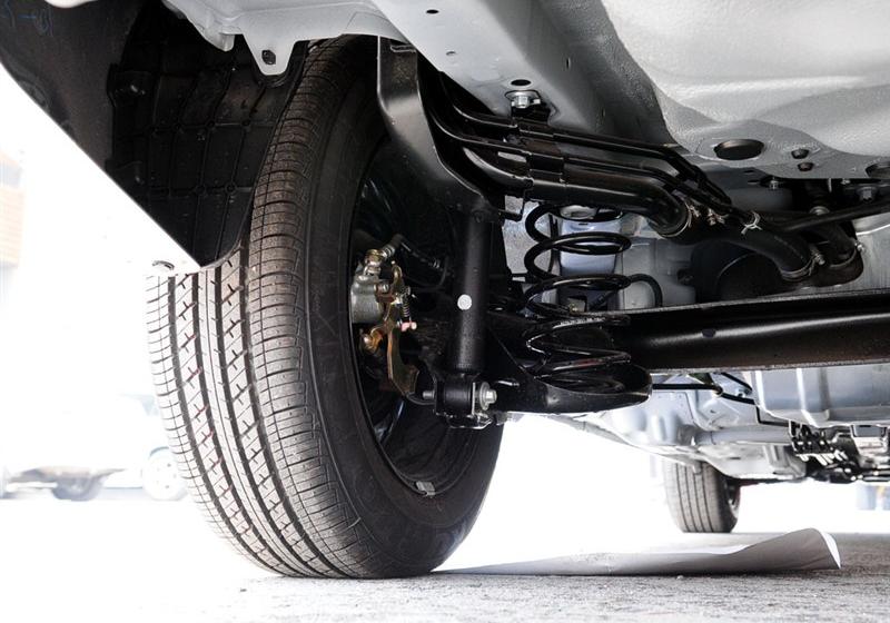 騰翼C30  2010款 1.5 手動(dòng)舒適型