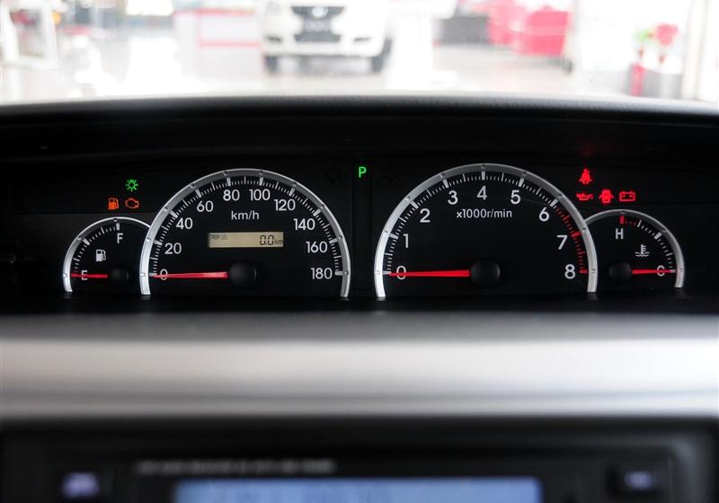 騰翼V80  2011款 2.0 自動標準型