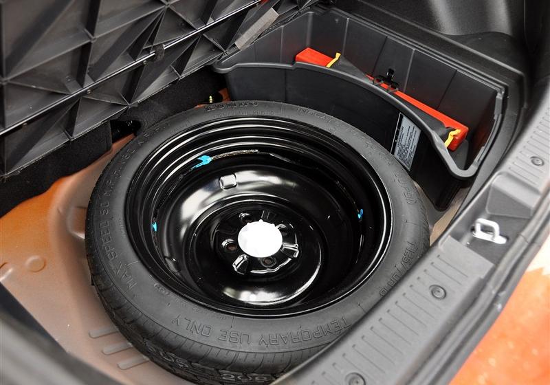 炫麗  2011款 CROSS 1.5L MT