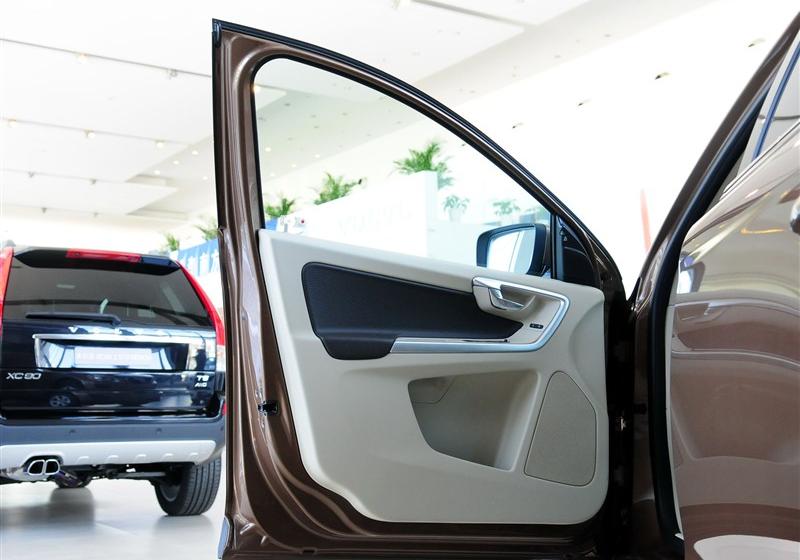 沃爾沃XC60  2011款 2.0T 智尊版