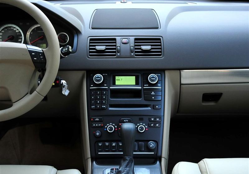 沃爾沃XC90  2012款 2.5T 北歐豪華版