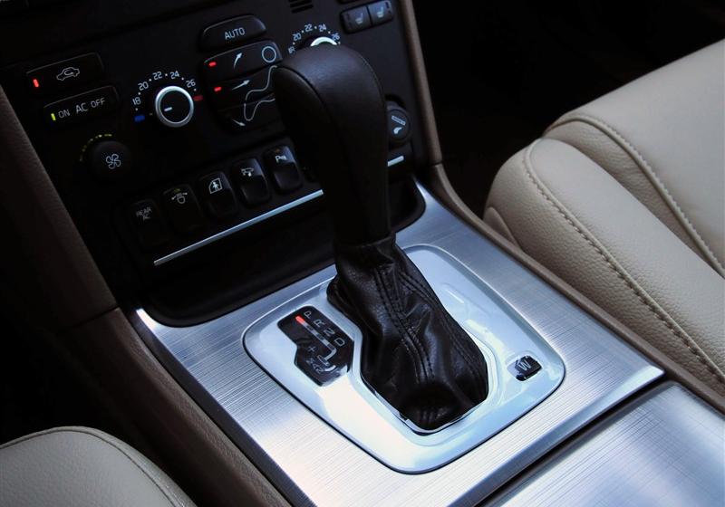 沃爾沃XC90  2012款 2.5T 北歐豪華版