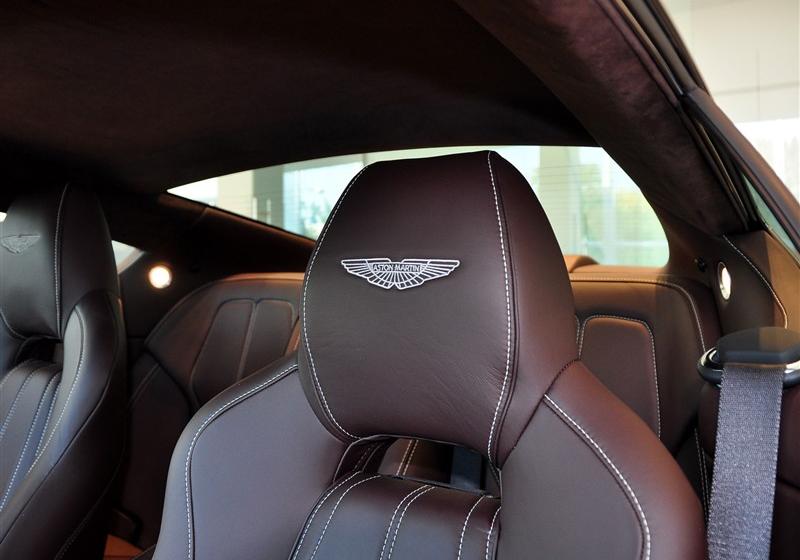 阿斯頓·馬丁 Virage 2012款 6.0 Coupe