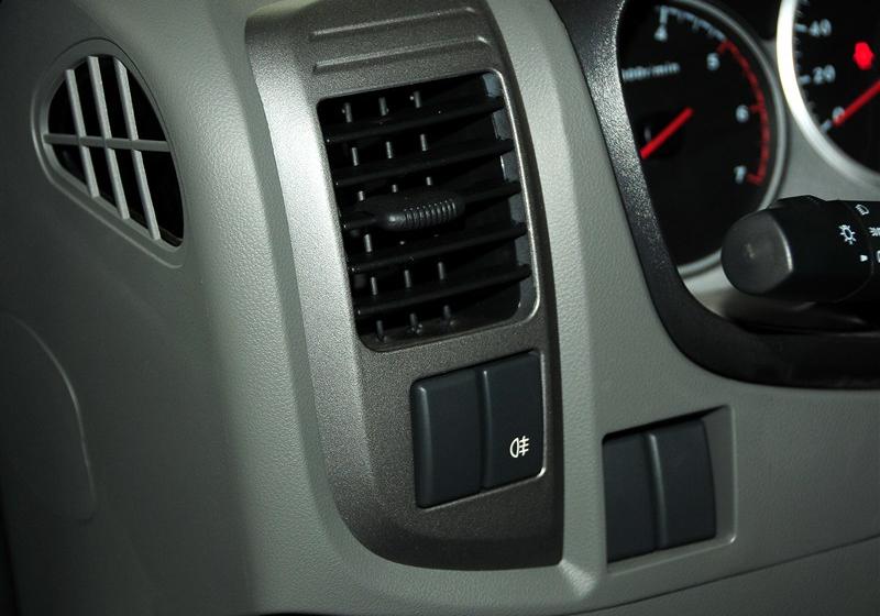 長城汽車 風(fēng)駿3 2011款 2.4L公務(wù)版 豪華型 兩驅(qū)小雙排