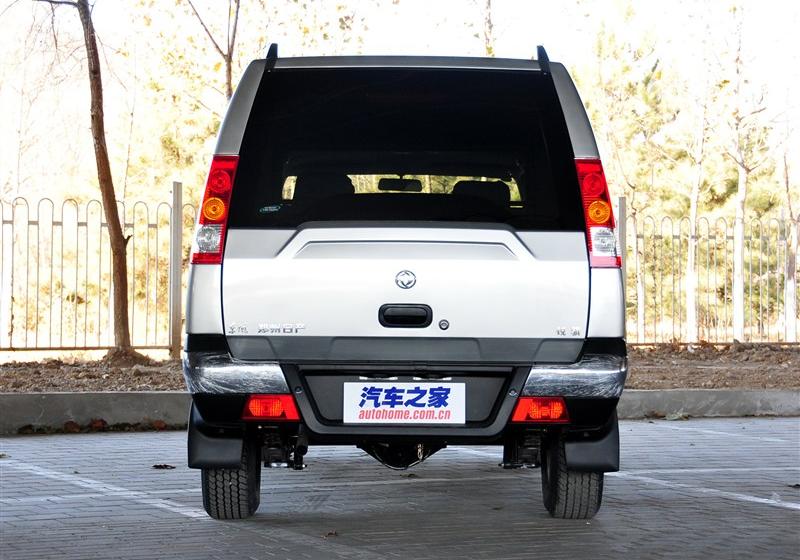 鄭州日產 銳騏多功能車 2010款 2.4L汽油兩驅豪華型ZG24