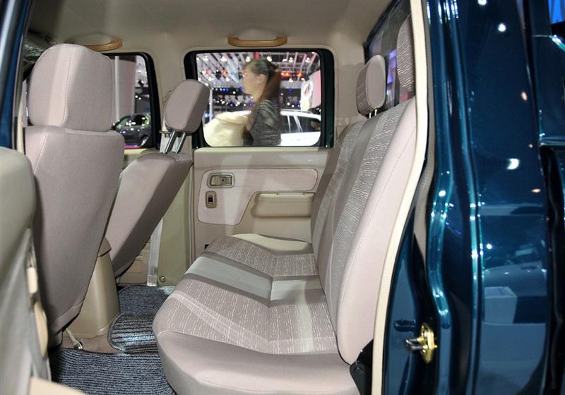 鄭州日產 銳騏皮卡 2010款 2.5L兩驅標準型ZD25TCR