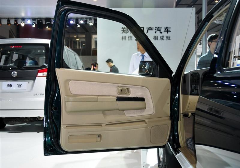 鄭州日產 銳騏皮卡 2010款 2.5L兩驅標準型ZD25TCR