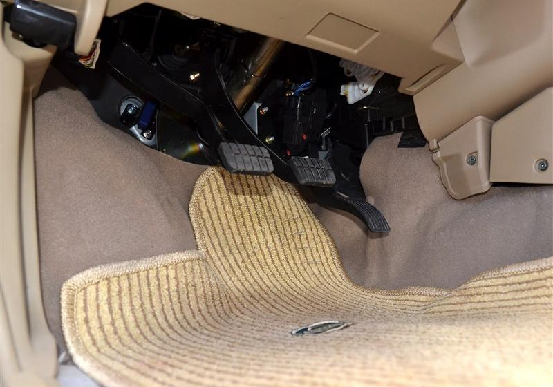 鄭州日產 銳騏皮卡 2010款 3.0L兩驅標準型ZD30D13-3N