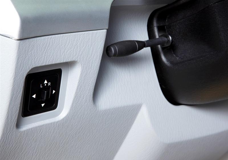 廣汽吉奧 財(cái)運(yùn)300 2010款 2.8L-VE柴油豪華型短貨箱