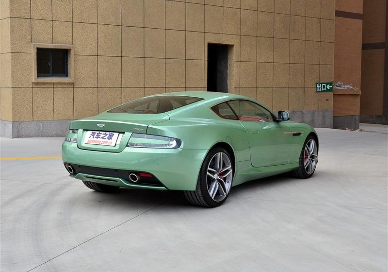 Virage  2012款 6.0 Coupe