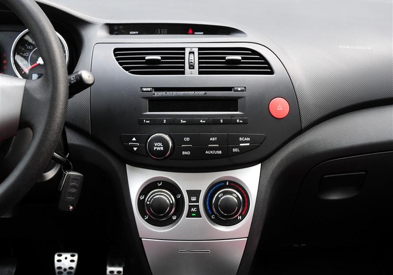 騰翼C20R  2011款 1.5 手動(dòng)都市型