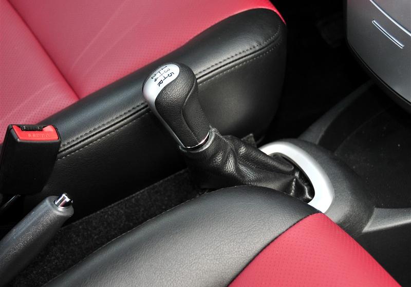 騰翼C20R  2011款 1.5 手動都市型