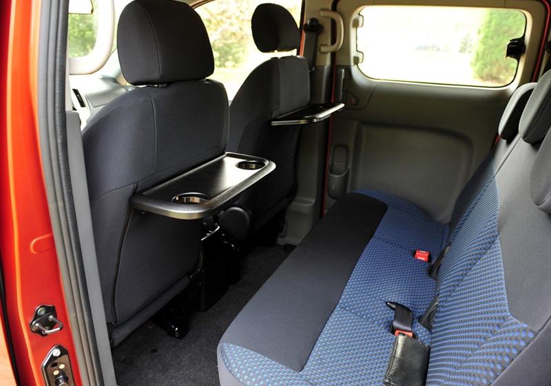 日產NV200  2010款 1.6 尊貴型 232座