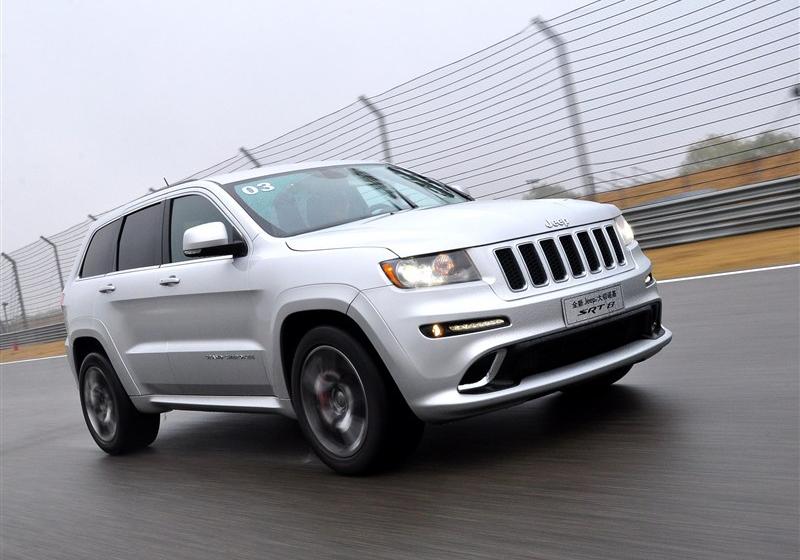 Jeep吉普 大切諾基(進(jìn)口) 2012款 6.4 SRT8