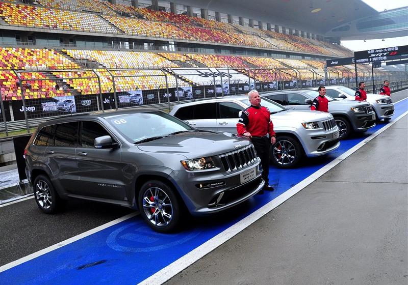 Jeep吉普 大切諾基(進口) 2012款 6.4 SRT8