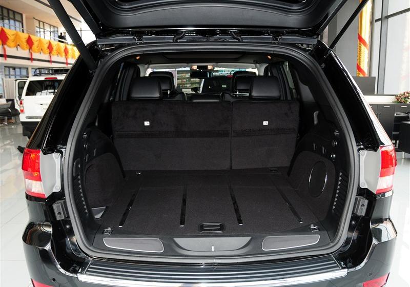 大切諾基(進(jìn)口)  2012款 3.6 旗艦導(dǎo)航版