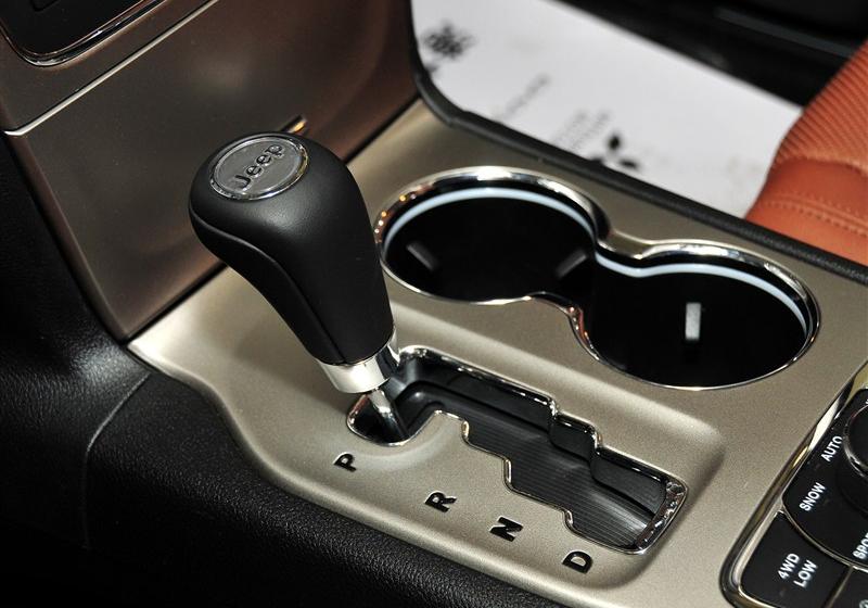 大切諾基(進口)  2012款 5.7 旗艦導航版