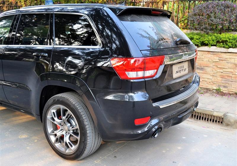 大切諾基(進(jìn)口)  2012款 6.4 SRT8