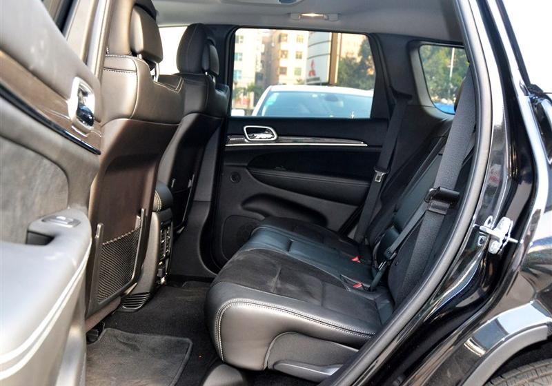 大切諾基(進(jìn)口)  2012款 6.4 SRT8