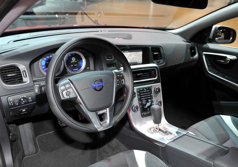 沃爾沃V60  2012款 3.0 T6 R-Design