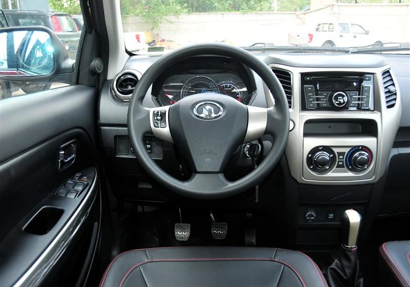 哈弗M4  2012款 1.5L 兩驅舒適型