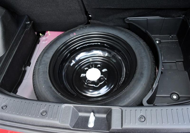 哈弗M4  2012款 1.5L 兩驅(qū)舒適型