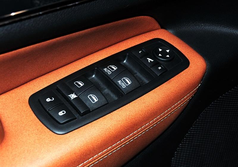 大切諾基(進口)  2012款 3.6 旗艦尊崇版