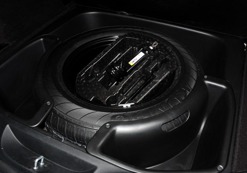 大切諾基(進(jìn)口)  2012款 3.6 旗艦尊崇版