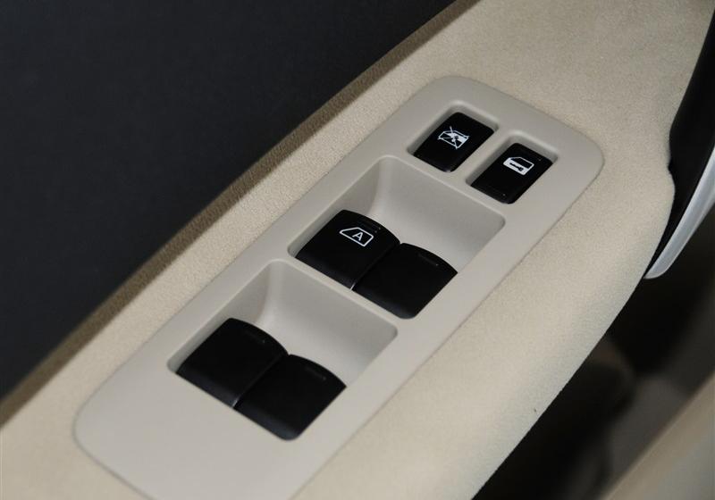 逍客  2012款 2.0XL 火 CVT 2WD