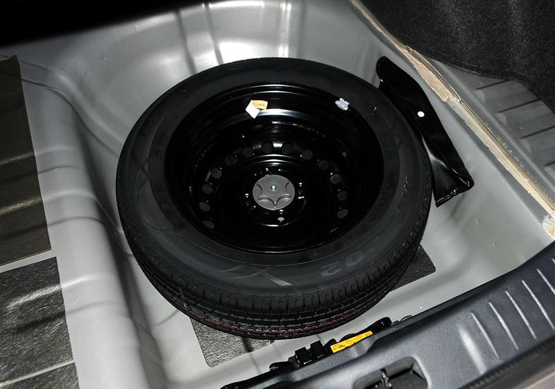 軒逸  2012款 1.6XL 經(jīng)典自動豪華版