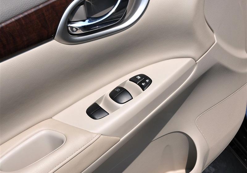 軒逸  2012款 1.8XV CVT尊享版