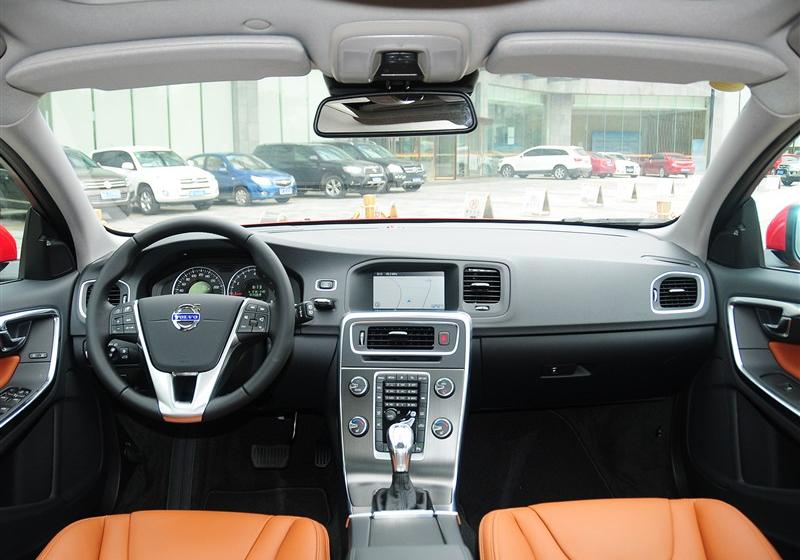 沃爾沃V60  2013款 2.0T T5 智尊版