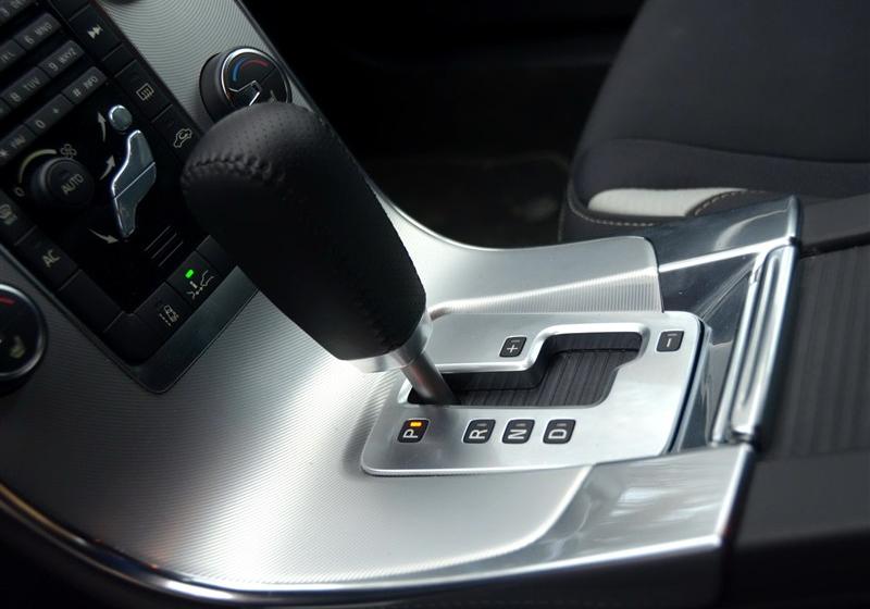 沃爾沃V60  2012款 3.0 T6 AWD 運(yùn)動(dòng)版