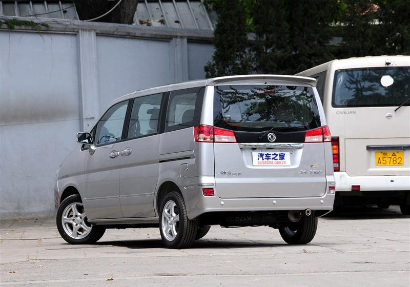 帥客  2012款 2.0 自動豪華型 7座