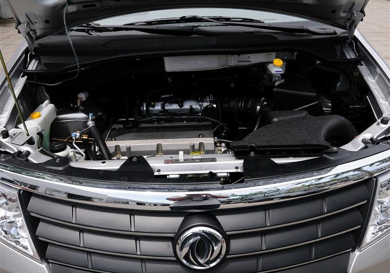 帥客  2012款 2.0 自動豪華型 7座