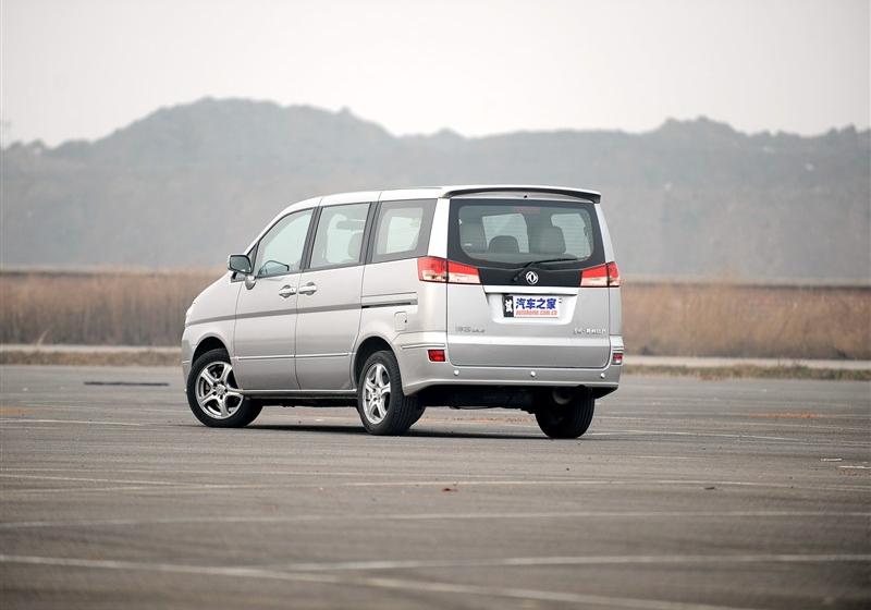 帥客  2012款 2.0 自動旗艦型 7座