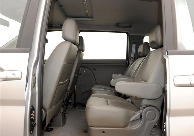 帥客  2012款 2.0 自動旗艦型 7座