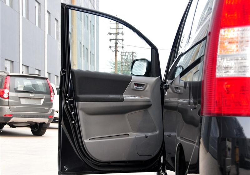 長(zhǎng)城V80  2012款 1.5T 手動(dòng)實(shí)尚型