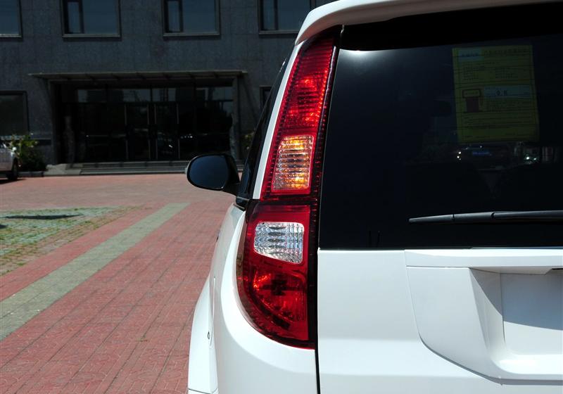 哈弗H3  2012款 銳意版 2.0 導航版