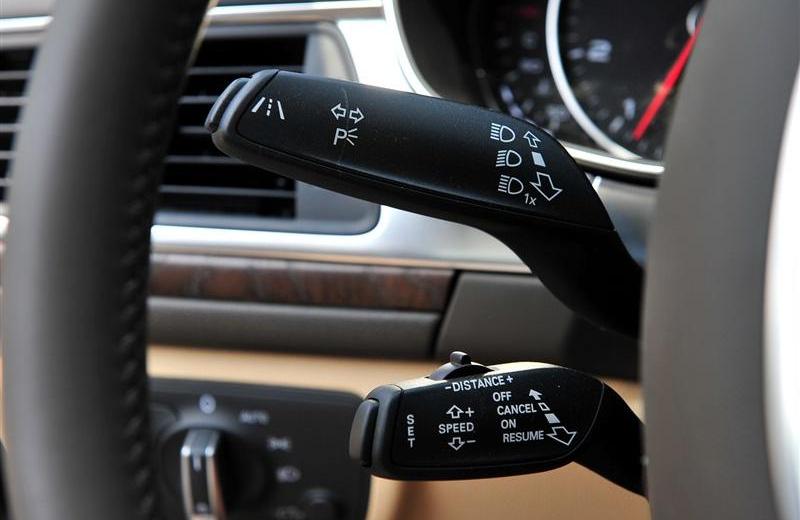 2012款 50 TFSI quattro 豪華型