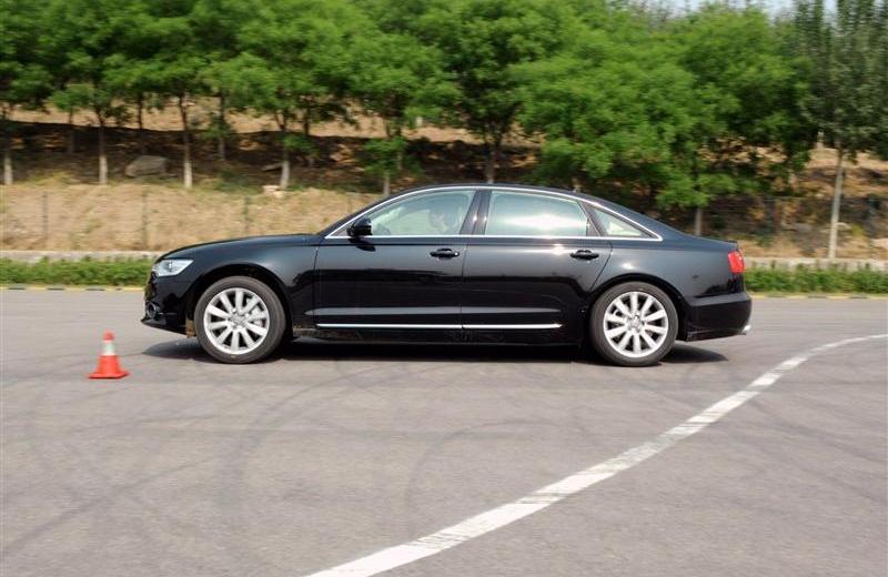 2012款 50 TFSI quattro 豪華型