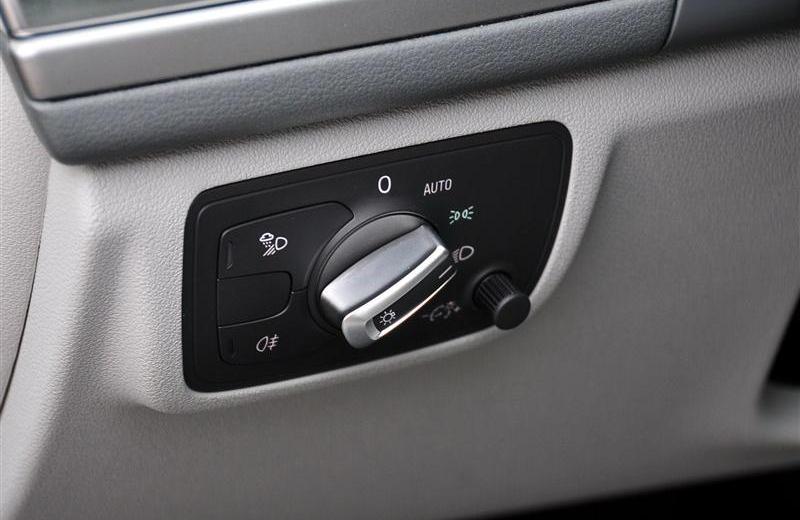 2012款 TFSI 手動基本型