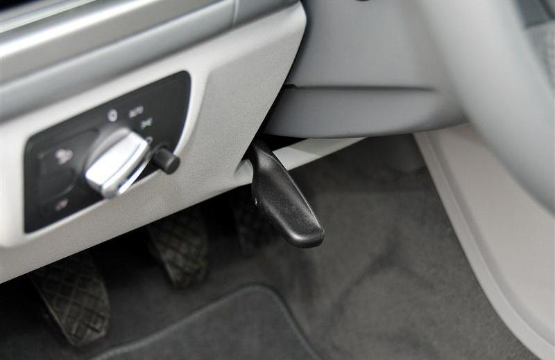 2012款 TFSI 手動基本型