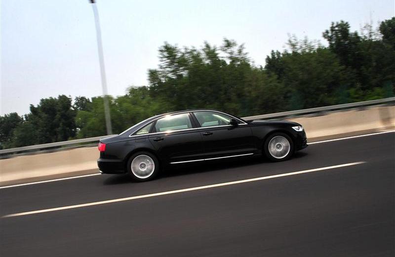 2012款 50 TFSI quattro 豪華型