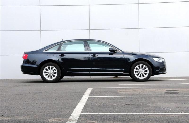 2012款 TFSI 舒適型