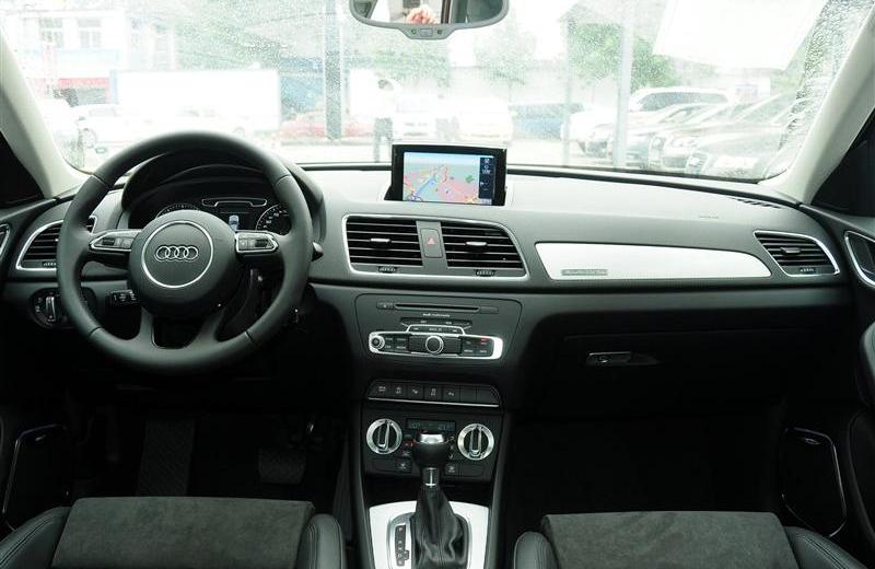 2012款 40 TFSI運(yùn)動(dòng)型