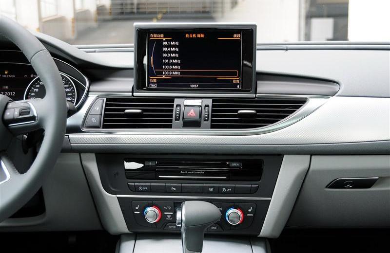 2012款 TFSI 舒適型