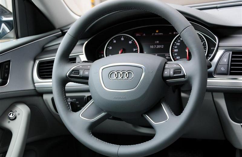 2012款 TFSI 舒適型